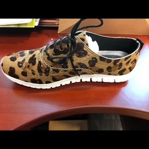 NIB Cole Hahn Sneaker